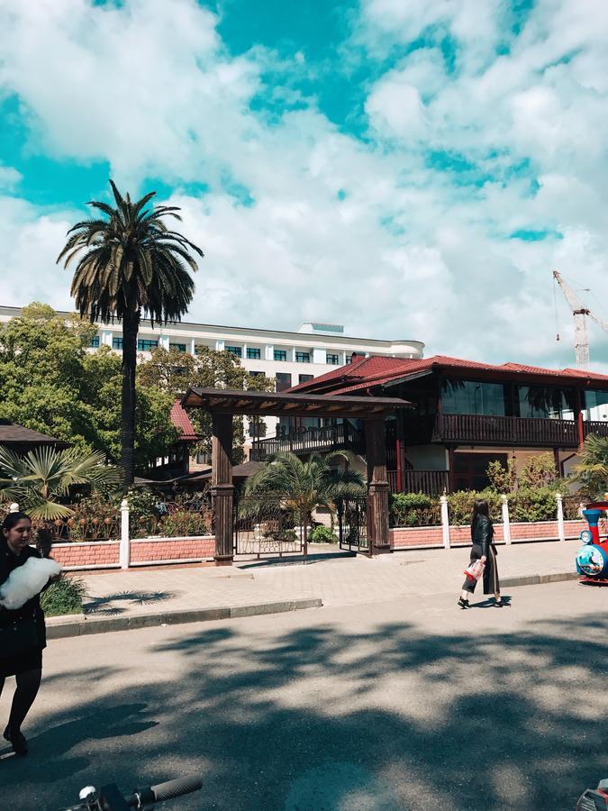 Hotel By The Sea Rozetta Sukhumi Exterior foto